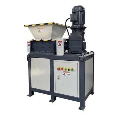 छोटे धातु अपशिष्ट वस्त्र Shredder मशीन अपशिष्ट कार्डबोर्ड Shredding मशीन