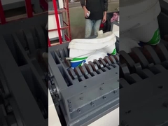 प्लास्टिक की बोतलों का टुकड़ा करनेवाला