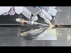 220-240V लेजर वेल्डिंग मशीन 0.915um तरंग दैर्ध्य और ±0.02mm स्थिति सटीकता के साथ